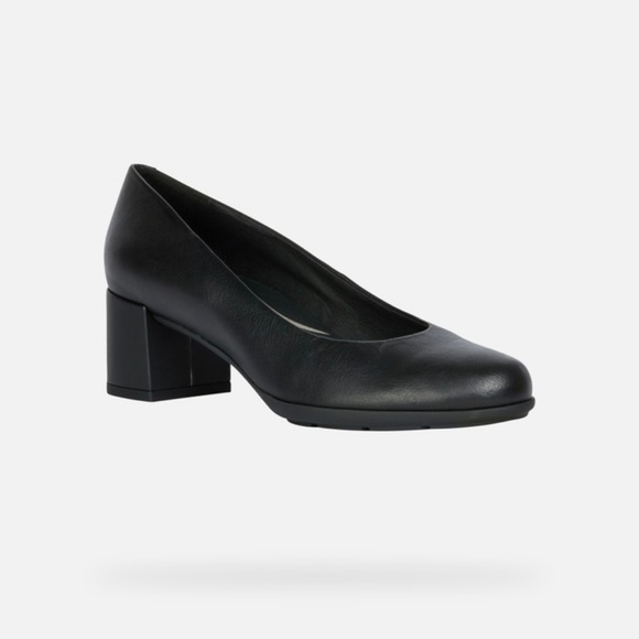 Mid Heel Leather Pumps - Picture 5 of 7